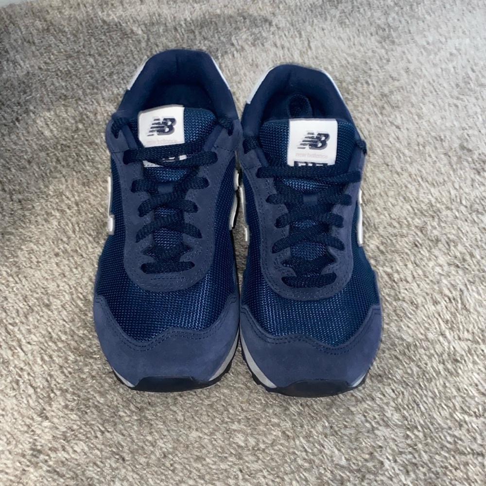 Women’s New Balance 515 Navy/White/Beige Size: 7 1/2